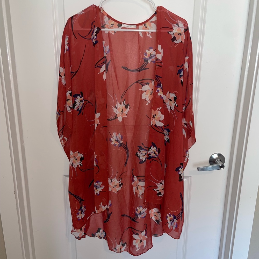 EMORY PARK Breezy Floral Wrap